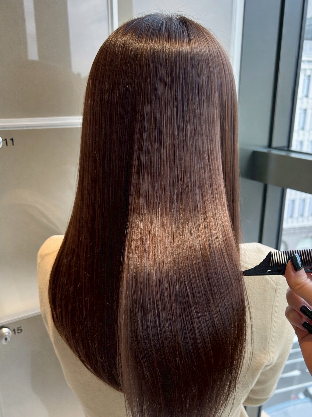 理想の髪色で、なりたい自分へ ヘアカラー完全ガイド - 美容院